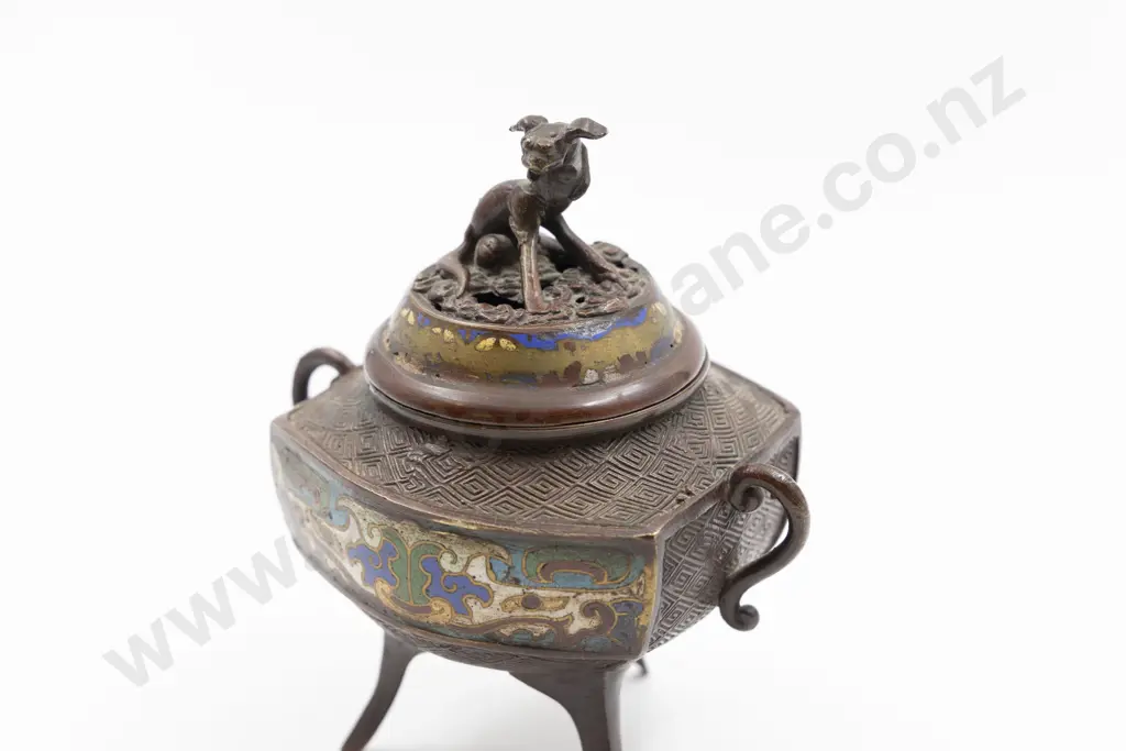 Early C20th Chinese Bronze Incense Burner Image 1++