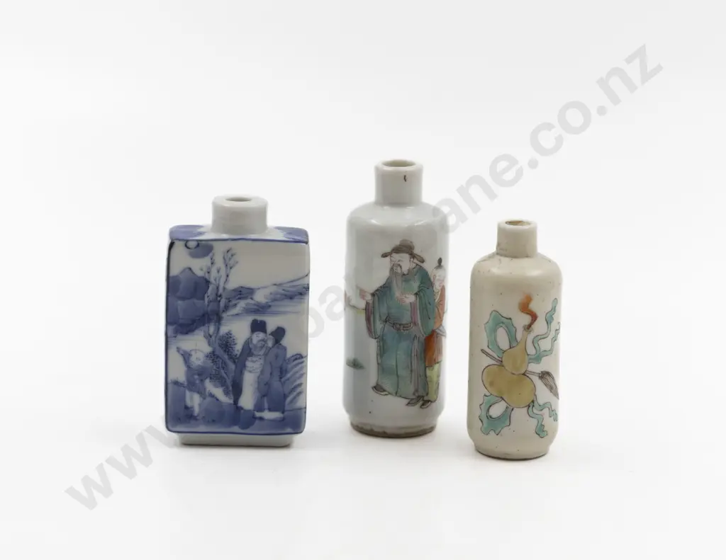 Three C19th Pianted Porcelain Snuff Bottles Image 1++