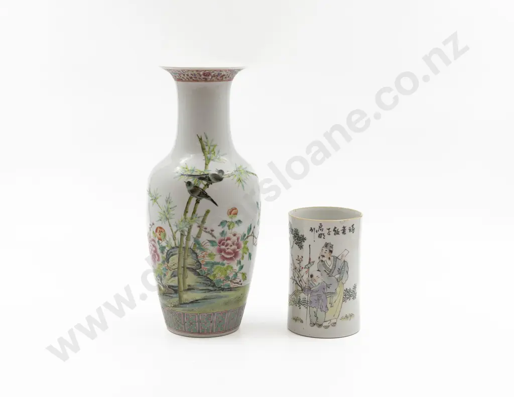 Late C19th Cantonese Export Vase & Brush Vase Image 1++
