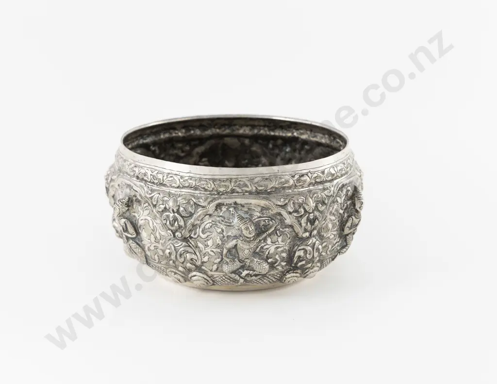 Thai Silver Fruit Bowl Image 1++