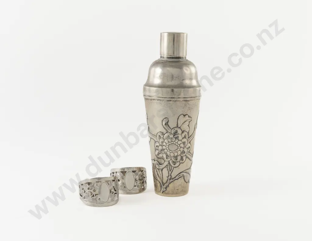 Chinese Silver Cocktail Shaker Image 1++