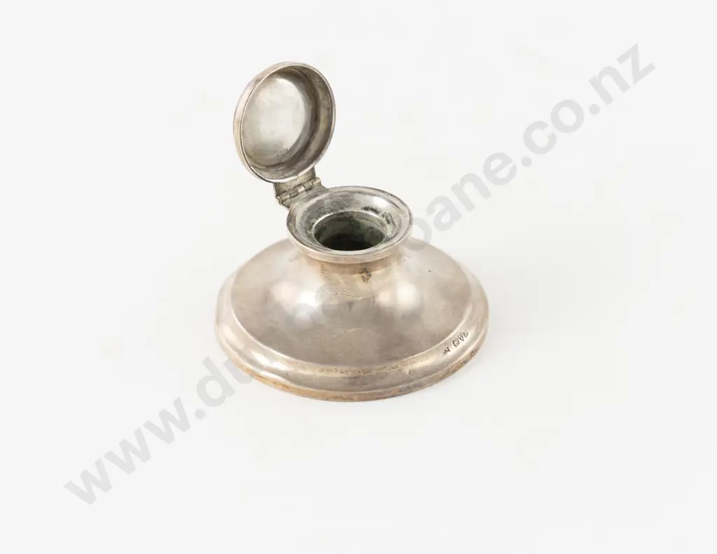 Geo V S/S Capstan Inkwell Image 1++