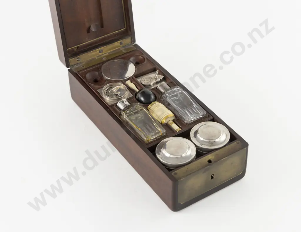 A Rare & Superb Quality Mid C19th French Mahogany Cased Necessaire Vanity Set Image 1++
