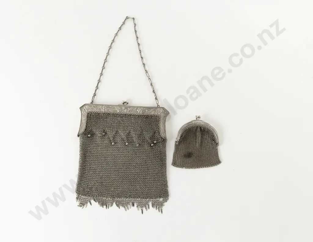 Chinese Silver Export Ware Mesh Purse by Zeewo Image 1++
