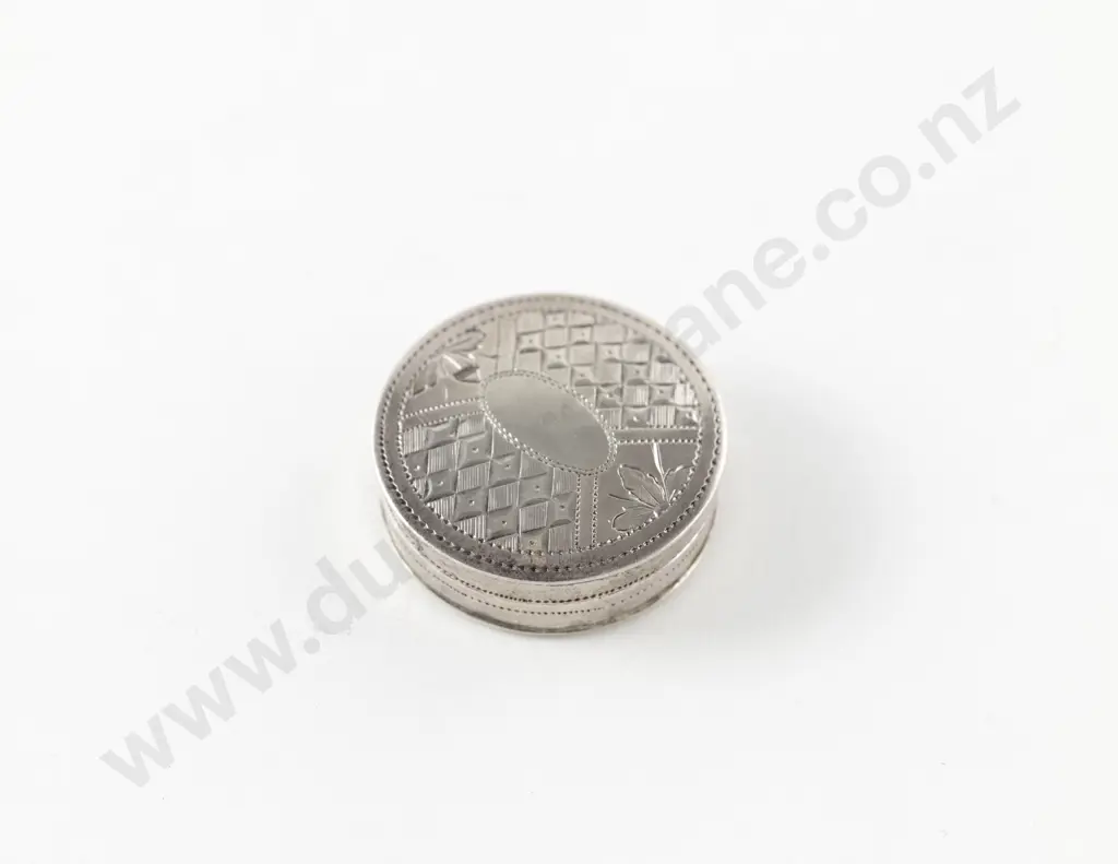 Geo III S/S Gaming Token Box Image 1++