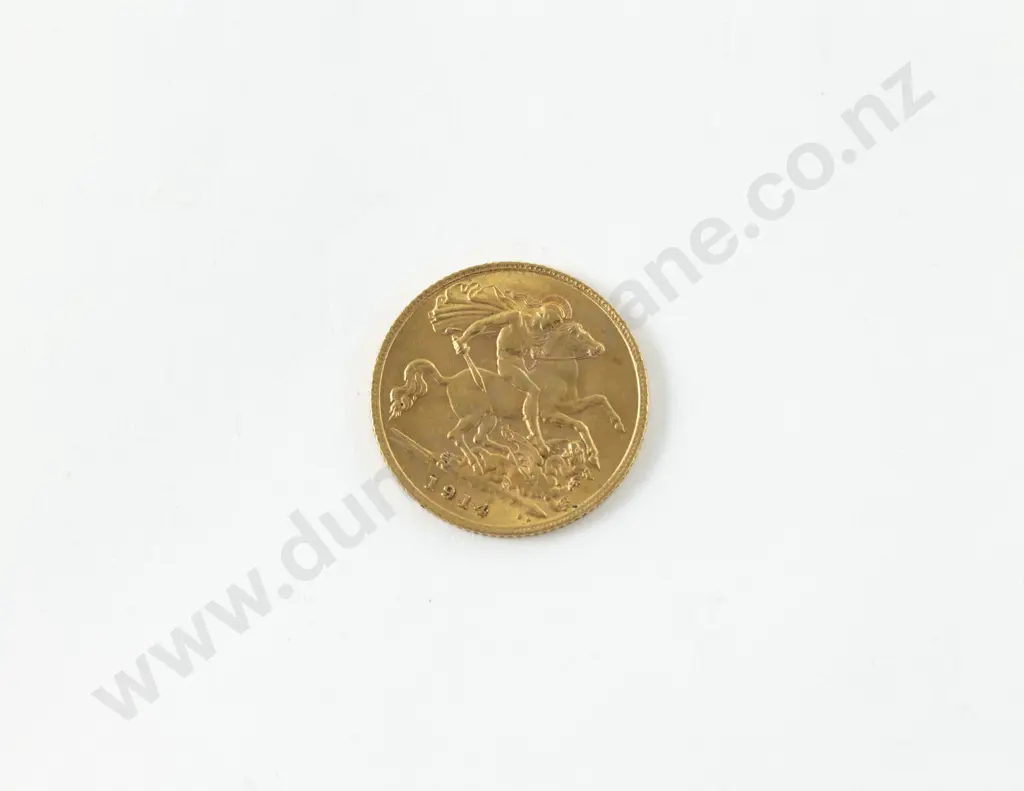 1914 Half Gold Sovereign Image 1++