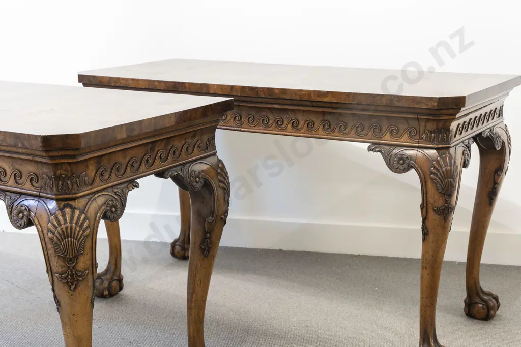 Fine Quality Pair of George III Style Mahogany Walnut & Yew Side Tables by George Jetley of London Image 1++