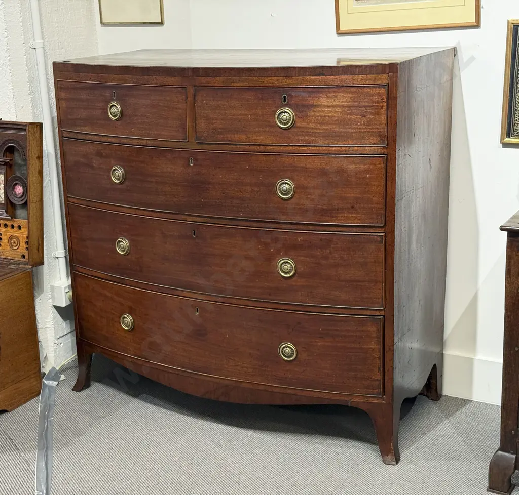 Regency Mahogany Bow Front Chest of Drawers Image 1++