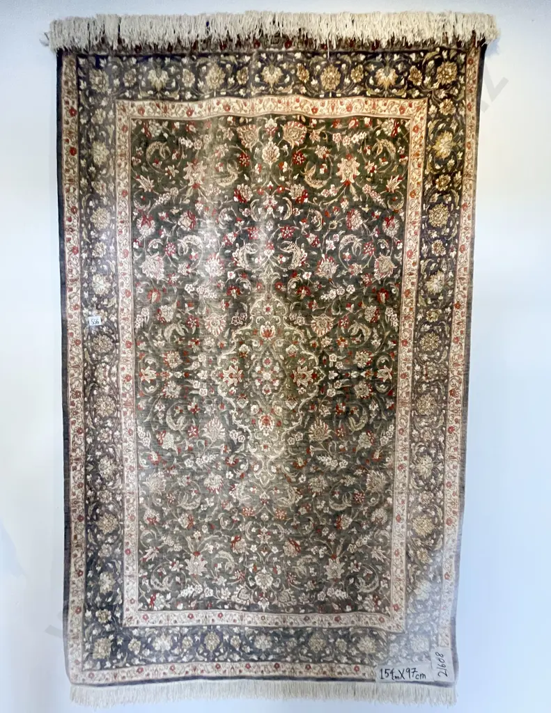Persian Rug Image 1++