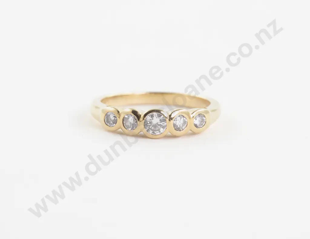 14ct Five Stone Diamond Band Ring Image 1++