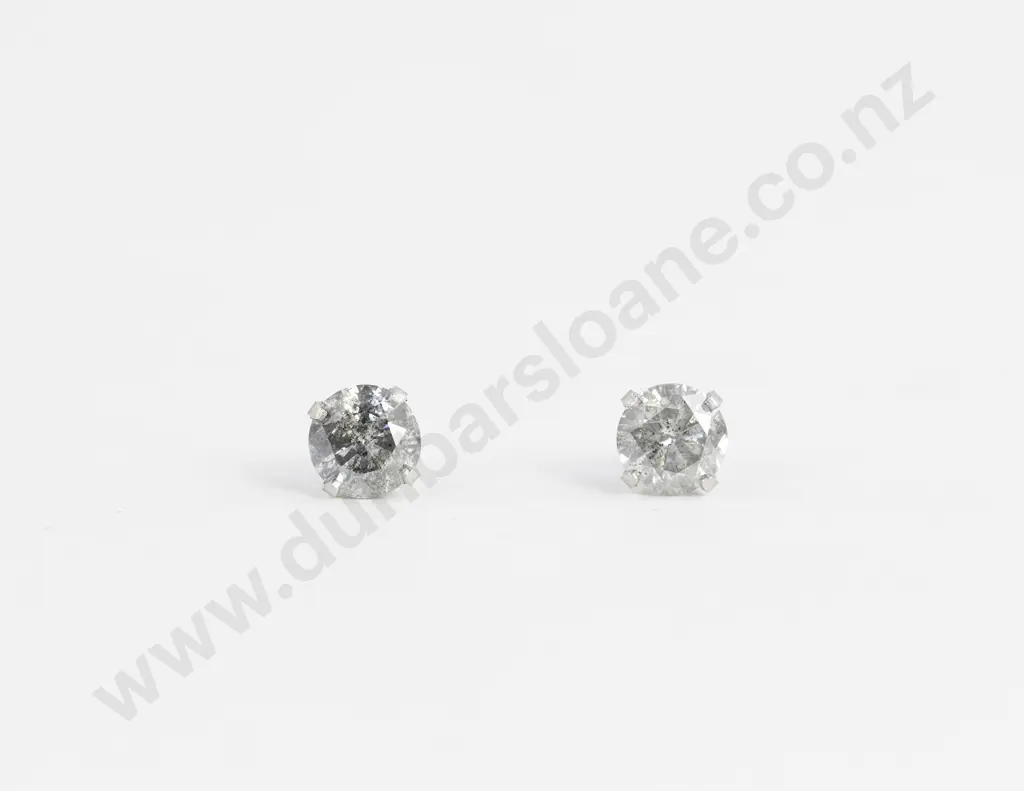 Pair 14ct White Gold Diamond Stud Earrings Image 1++