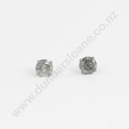 Pair 14ct White Gold Diamond Stud Earrings