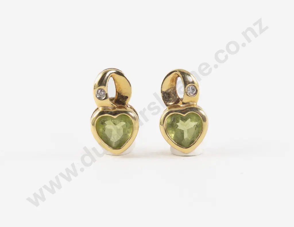 Pair 18ct Diamond and Peridot Stud Earrings Image 1++