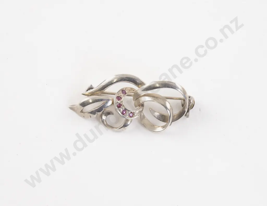 9ct White Gold Five Stone Ruby Scroll Brooch Image 1++