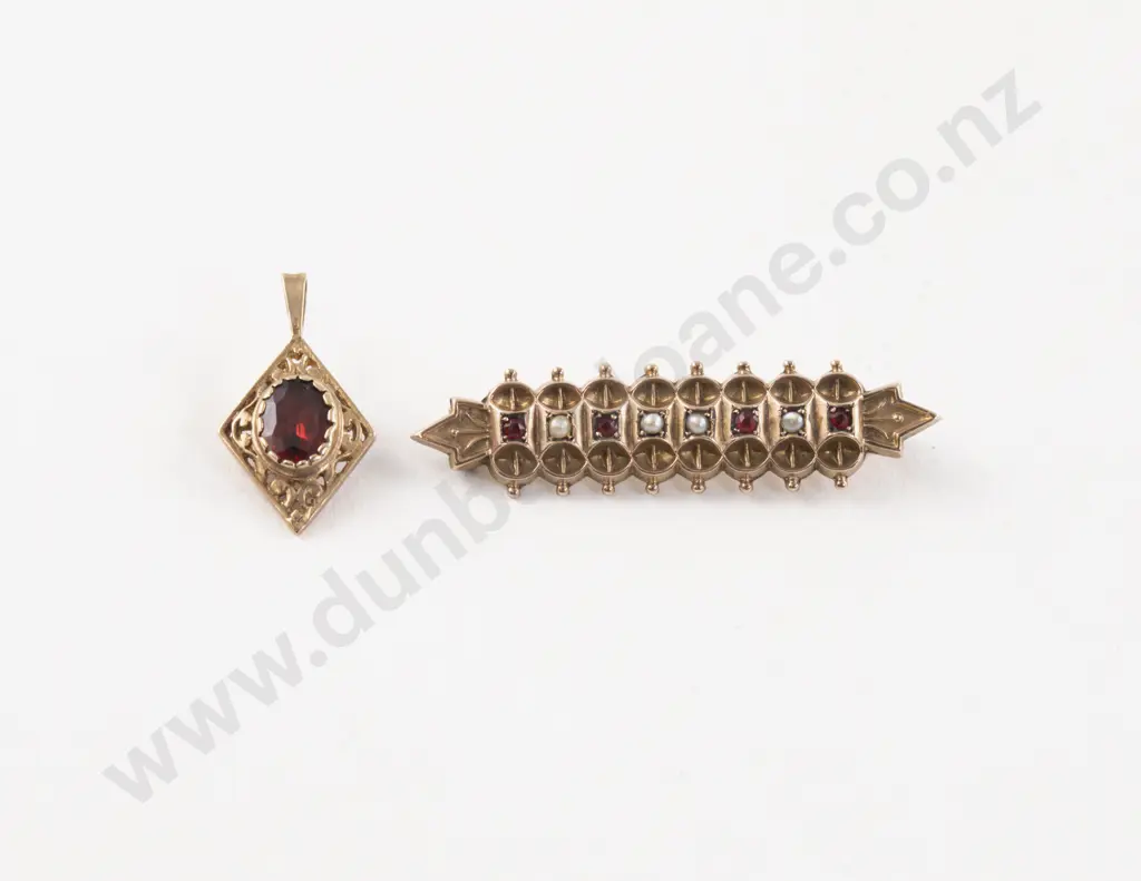 Victorian 9ct Garnet and Seed Pearl Bar Brooch Image 1++