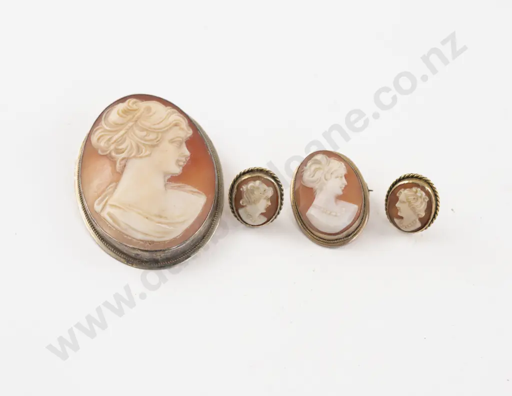 Two S/S Framed Classical Portrait Cameo Brooches Image 1++