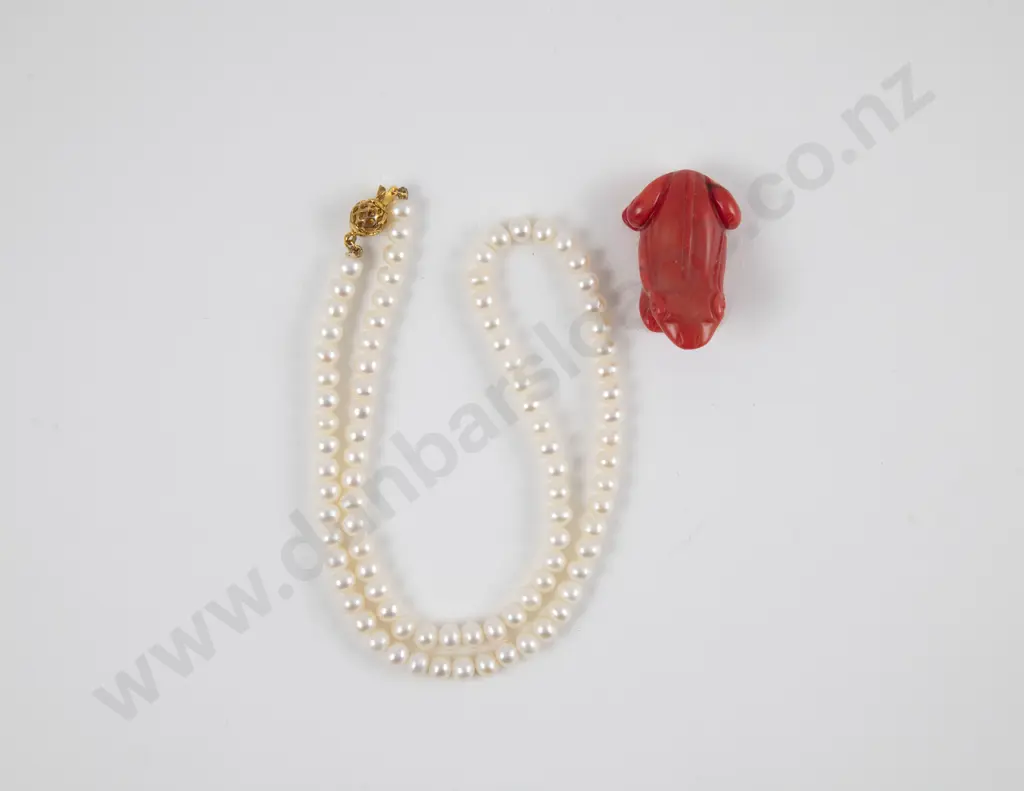 Uniform Single Strand Cultured Pearl Necklace Image 1++