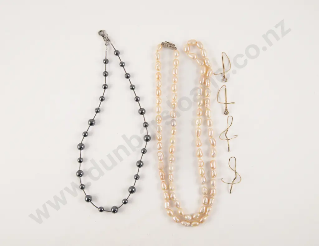 Single Strand Uniform Freshwater Pearl Necklace Image 1++