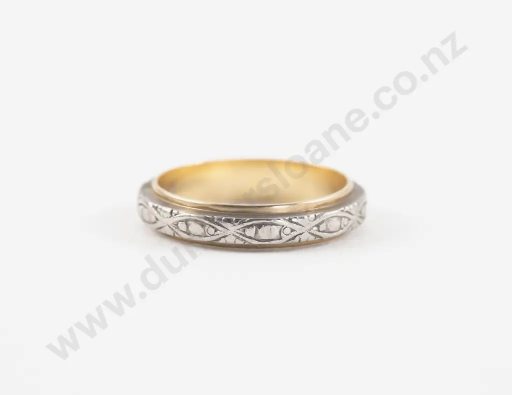 18ct and Platinum Engraved Eternity Band Image 1++