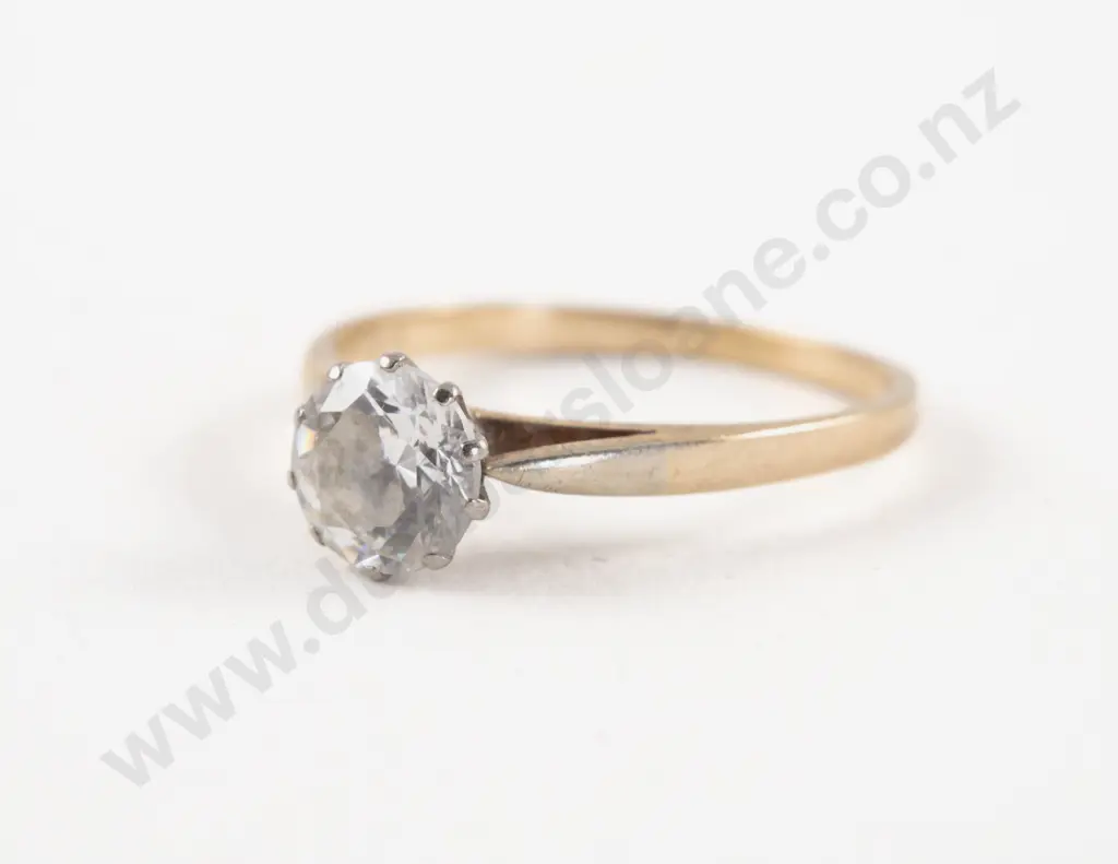 9ct Single White Spinel Ring Image 1++