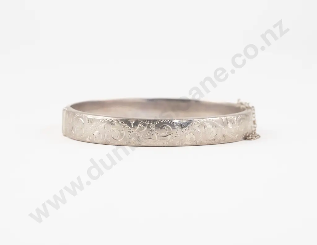 S/S Half Engraved Hinged Snap Bangle Image 1++