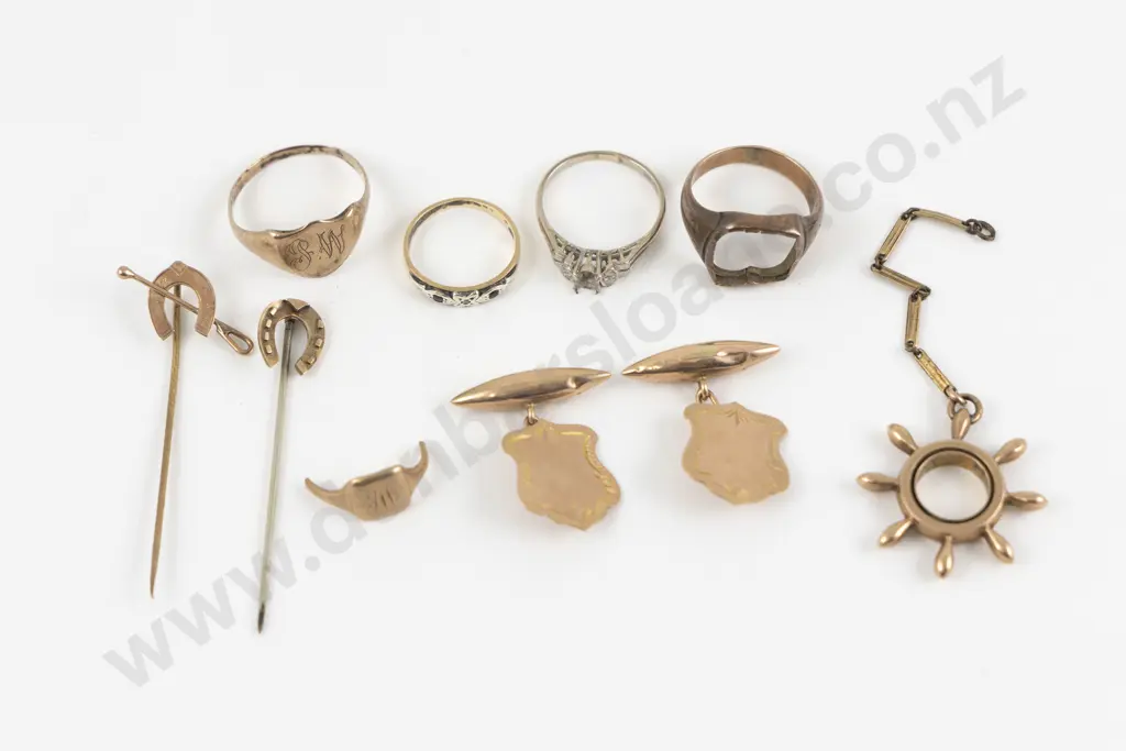 9ct and 10/14ct Gold Pieces for Scrap Image 1++