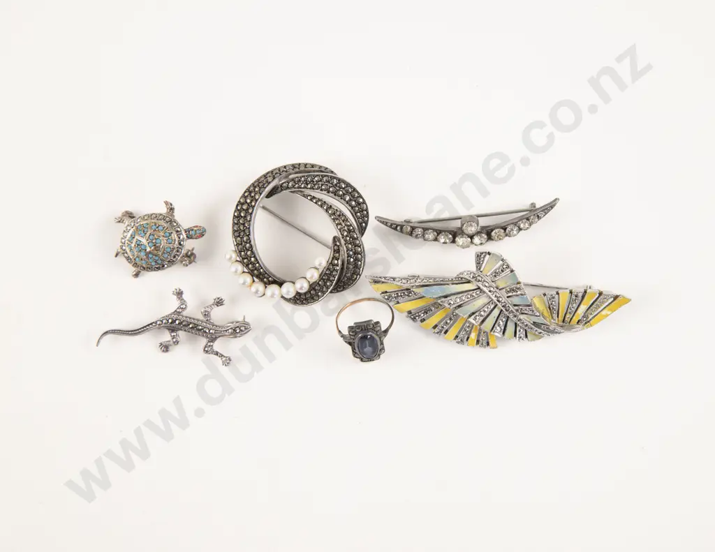 Collection of S/S Marcasite Jewellery Image 1++