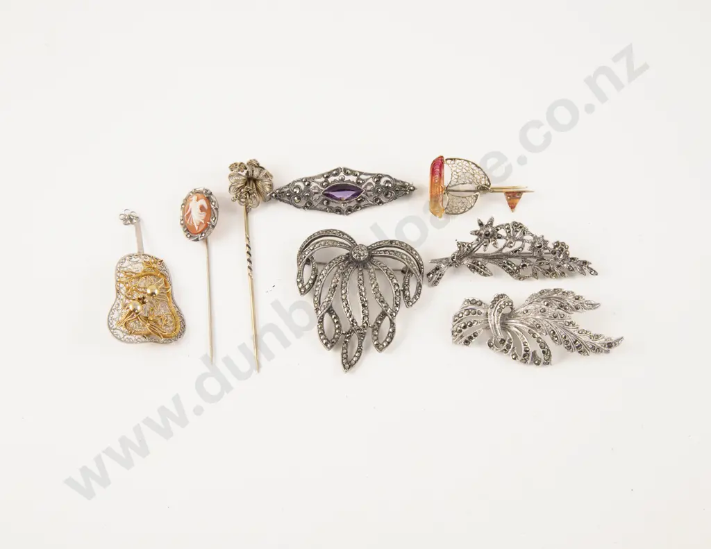 Collection of Silver Marcasite and Filigree Jewellery Image 1++