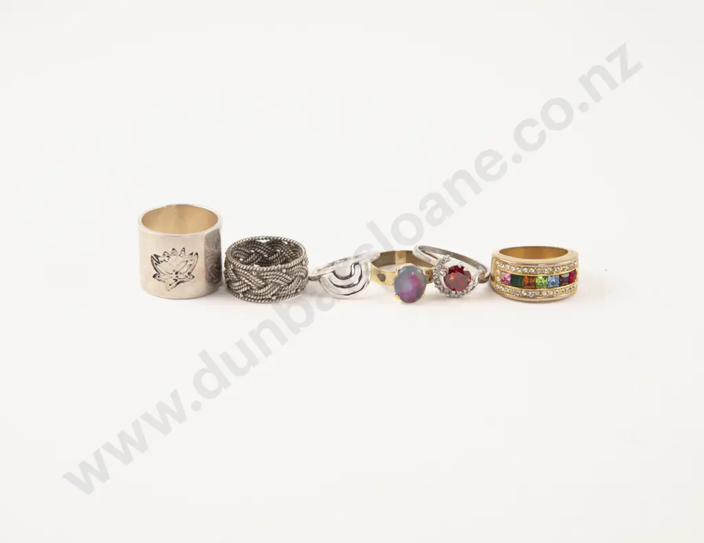 Collection of Four S/S Rings Image 1++