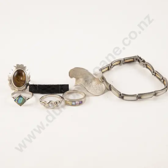S/S Wave Dress Ring with Small Collection of S/S Jewellery