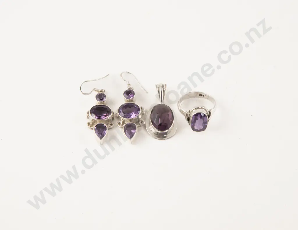 Small Collection of S/S Amethyst Jewellery Image 1++