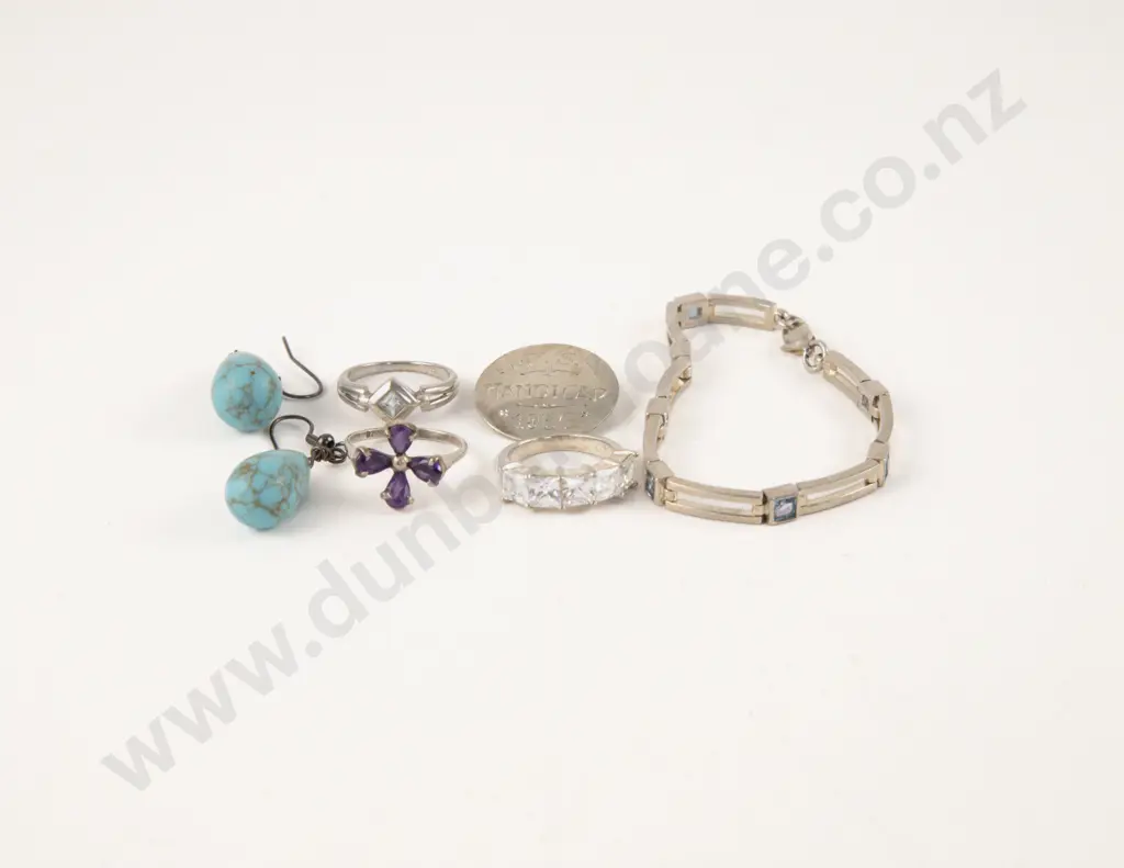 Small Collection of Assorted S/S Jewellery Image 1++