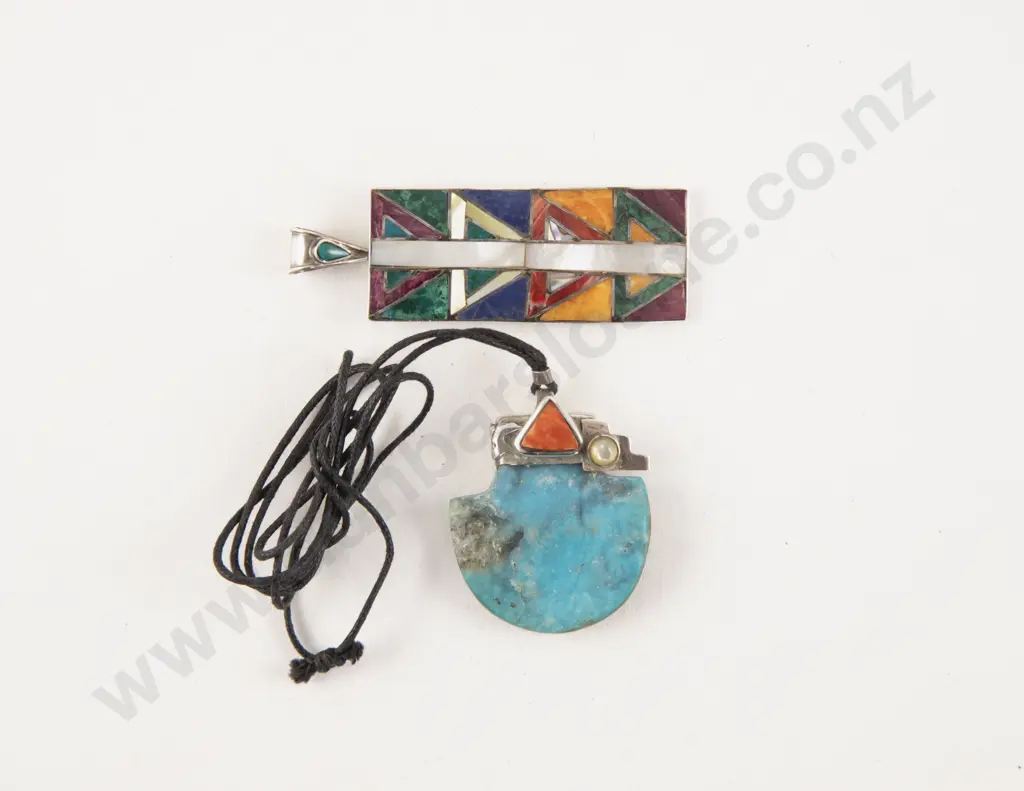 Two S/S Pendants Image 1++