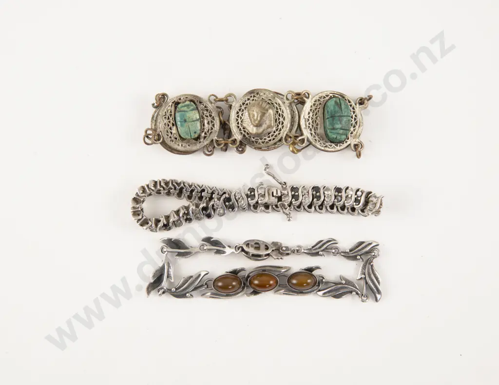 Two S/S Bracelets Image 1++