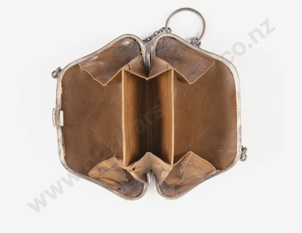 C20th Silver Plate Purse Image 1++