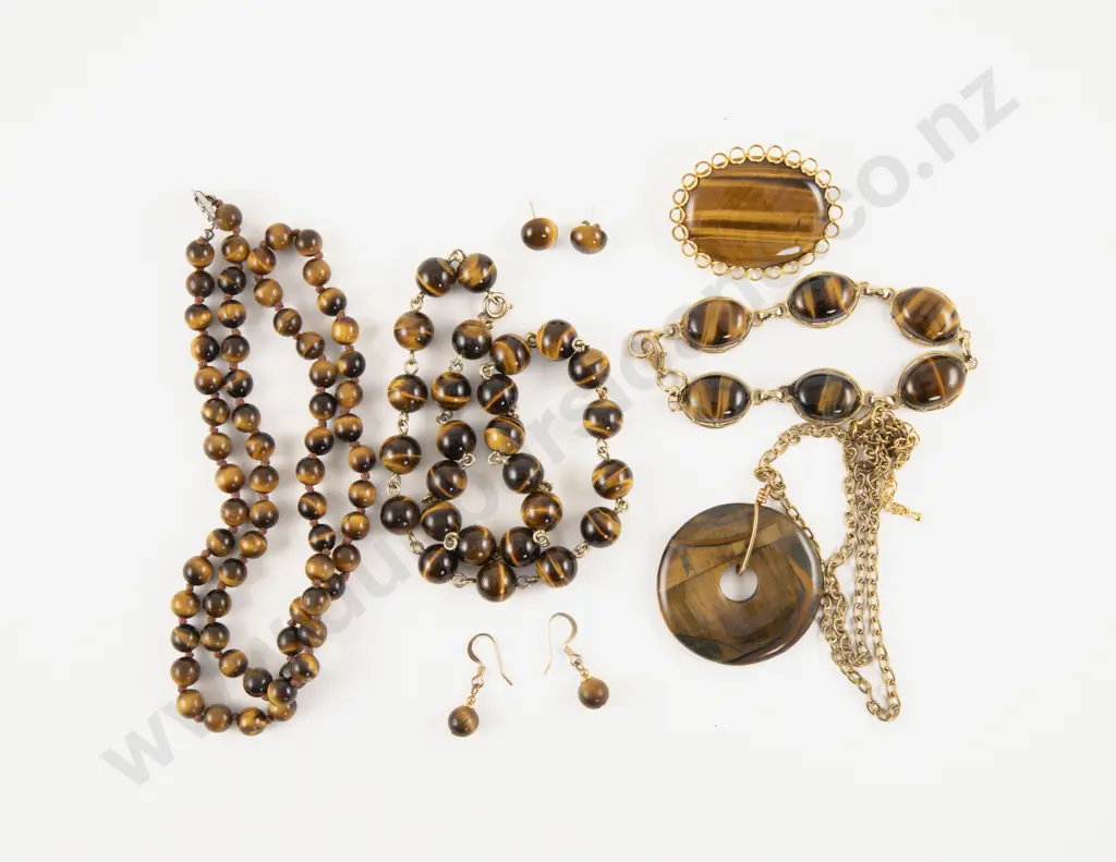 Collection of Tiger Eye Jewellery Image 1++