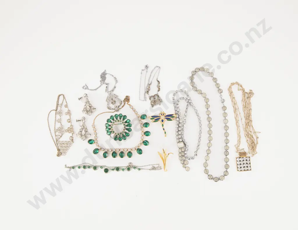 Swarovski Crystal Flower Brooch with Collection of Diamonte Jewellery Image 1++