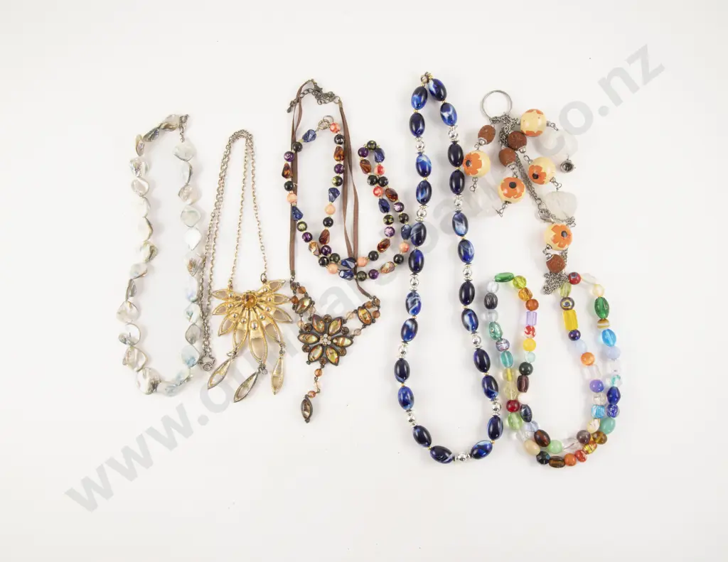Collection of Assorted Costume and Bead Necklaces Image 1++