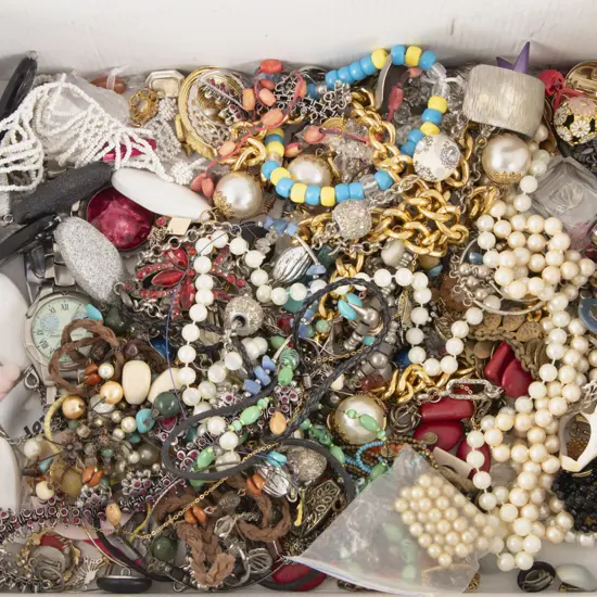 Collection of Assorted Costume Jewellery