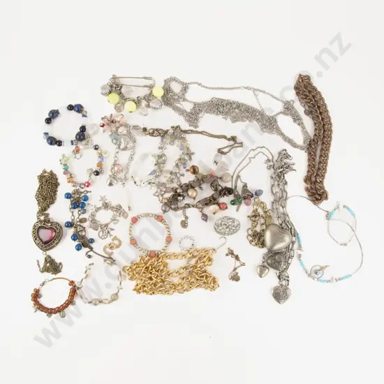 Collection of Assorted Costume Jewellery