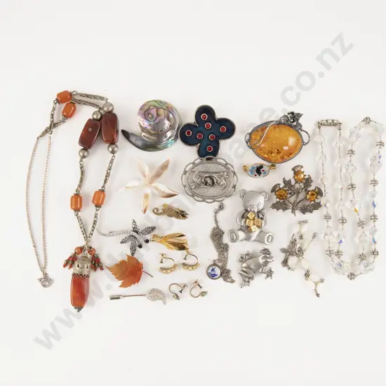 Collection of Assorted Costume Jewellery