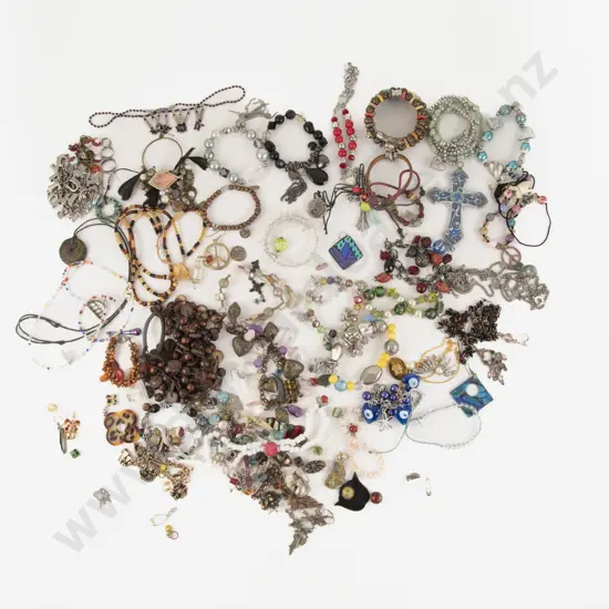 Collection of Assorted Costume Jewellery