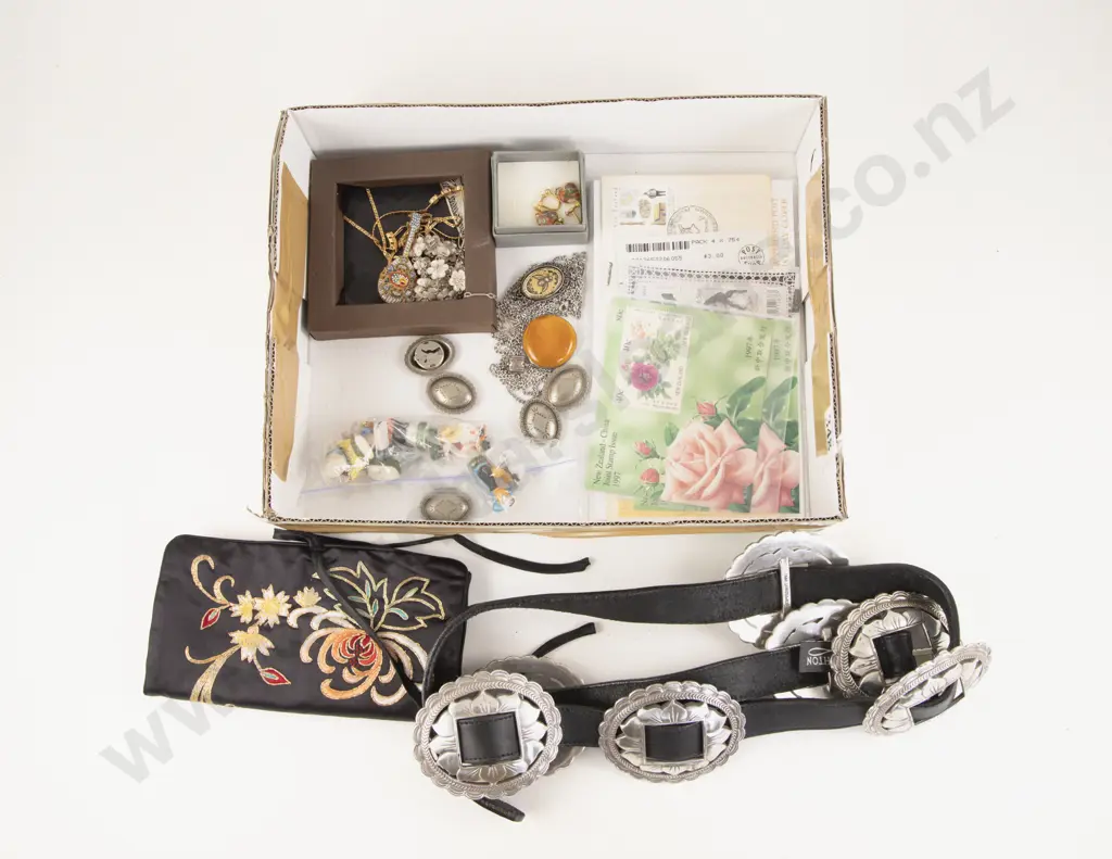 Brighton (USA) Sunflower Concho Leather Belt Image 1++