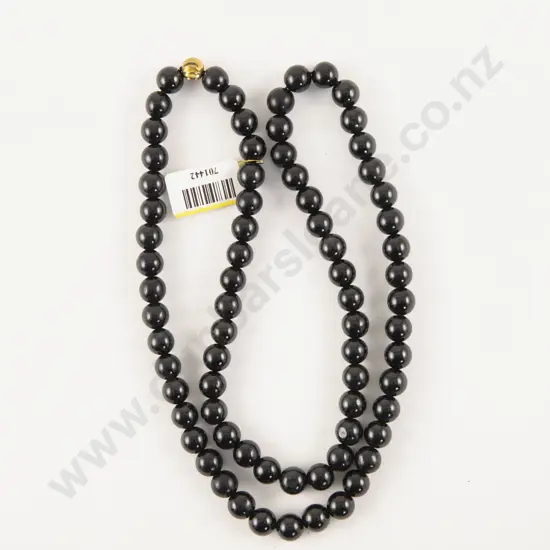 Single Strand Black Jade Bead Necklace with Gold Bead Pendant