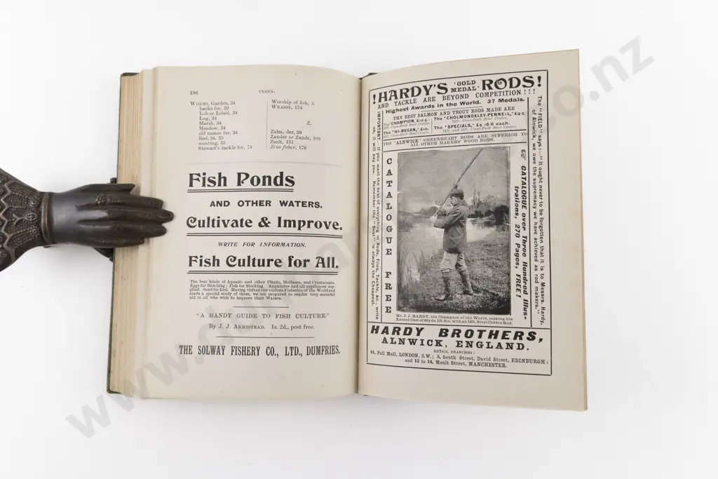 "Otter" The Modern Angler Image 1++