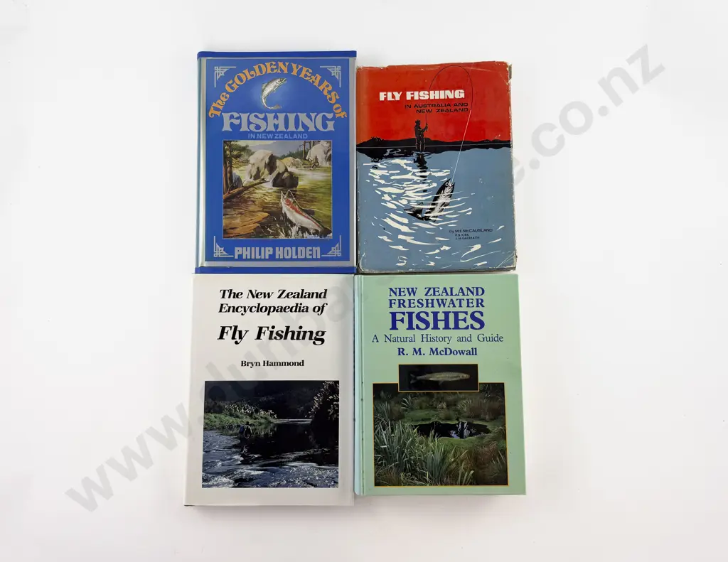 4 New Zealand Fishing Books Image 1++
