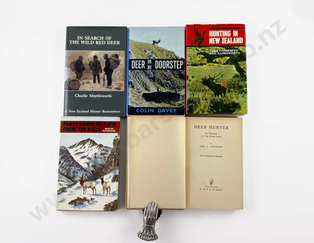 5 New Zealand Deer Hunting Volumes Image 1++