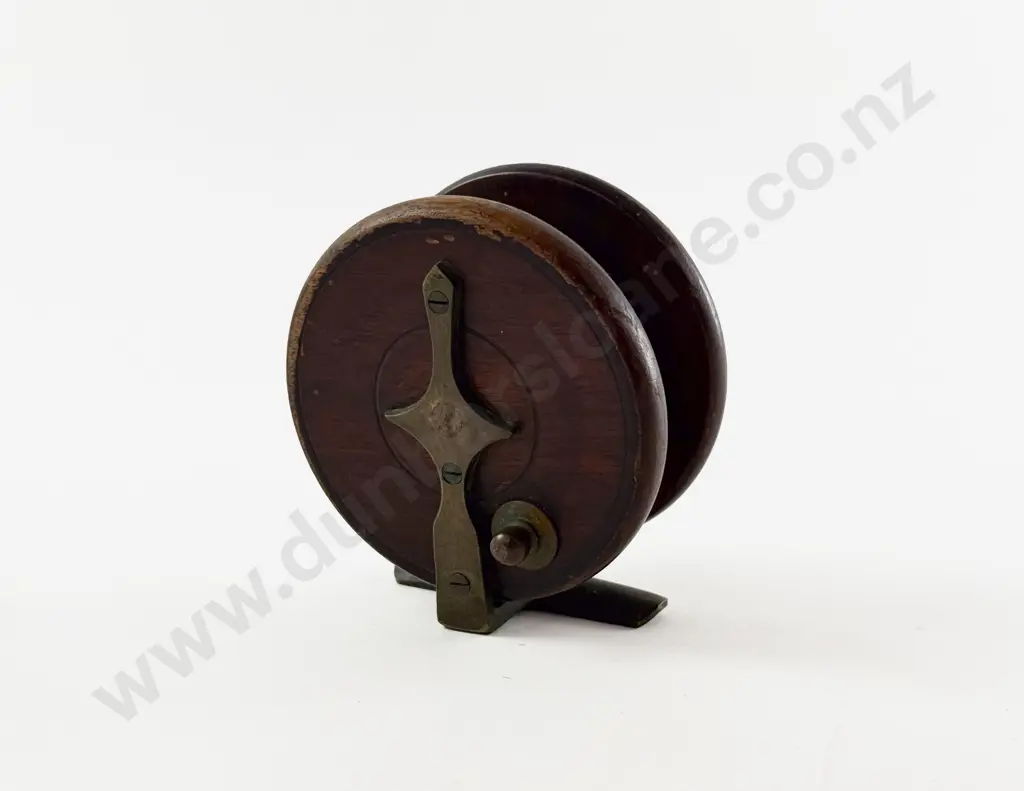 Vintage Walnut Nottingham Fly Reel Image 1++