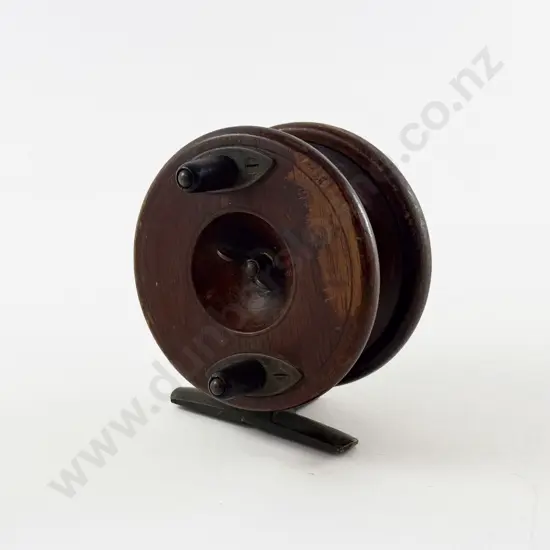 Vintage Walnut Nottingham Fly Reel