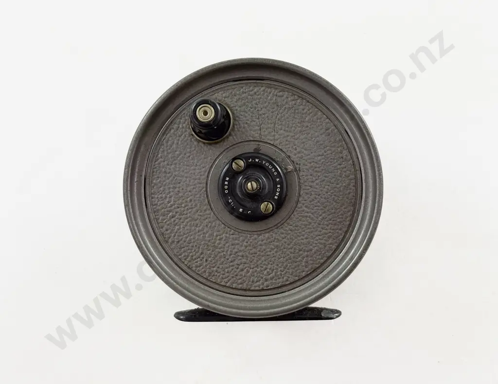 Pridex Alloy Fly Reel With Original Box by J. W. Young & Sons Ltd Image 1++